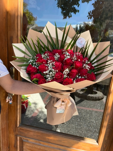 30 gül buketi