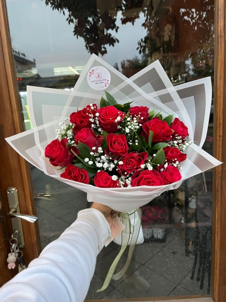 15 gül buketi